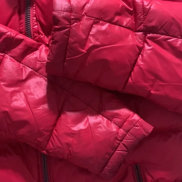 Guess Men’s Puffer Jacket With Detachable Hood